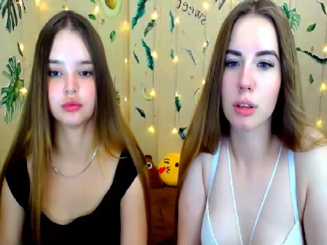 Live sex webcam photo for Minni_Mouse_ #253576845