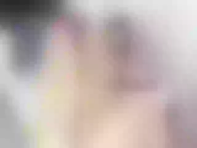 Live sex webcam photo for StormiSquirt #252577370