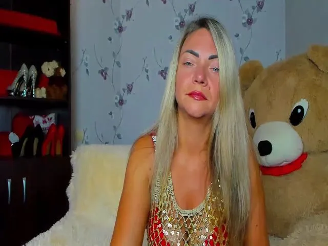 Live sex webcam photo for Alisa_Sims #252892470