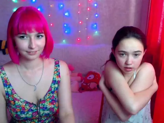 Live sex webcam photo for UnicornsLove #242901458