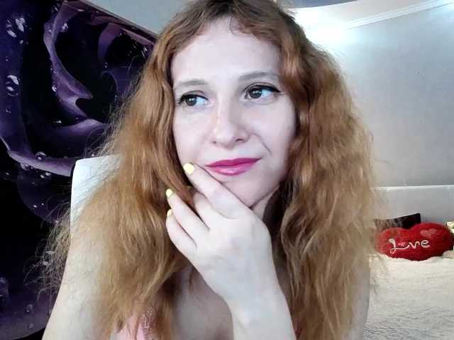 Live sex webcam photo for ladybigsmile #246319843