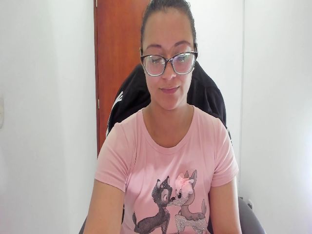 Live sex webcam photo for April_Rouse_ #263422784