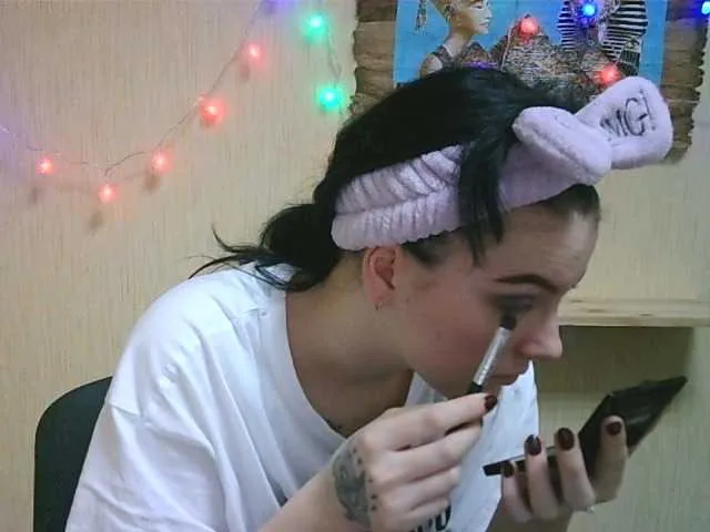 Live sex webcam photo for ChamFleydi #241060029