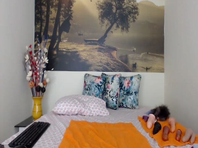 Live sex webcam photo for AikoTailor #287876106