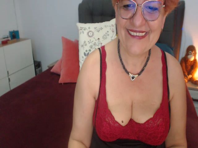 Live sex webcam photo for Maggiemilff #257646141