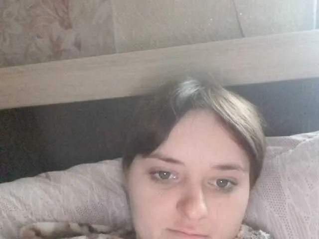 Live sex webcam photo for VikoriaSikret #241265109