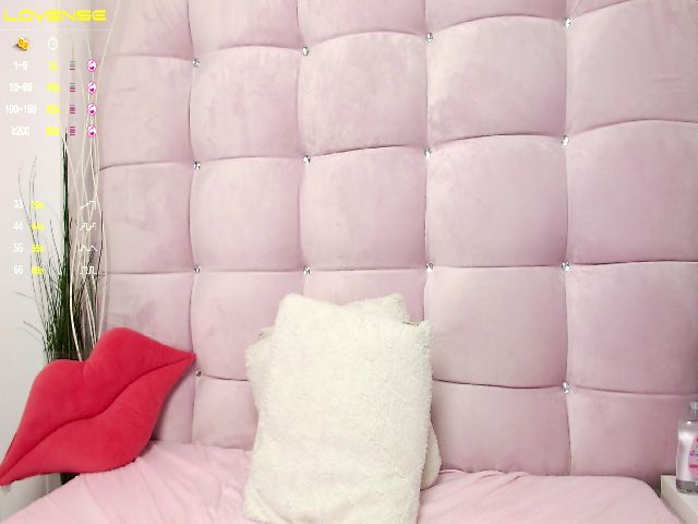 Live sex webcam photo for CarlaKato #264035687