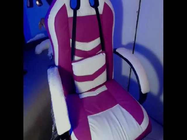 Live sex webcam photo for Adrybershel #253571897