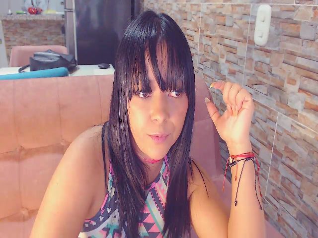 Live sex webcam photo for SalomeFrancoo #265233756