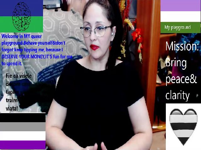 Live sex webcam photo for ImperatrizaS #252649795