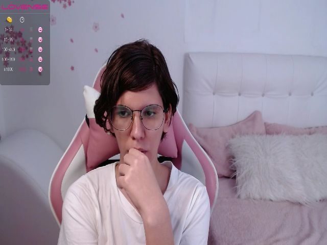 Live sex webcam photo for Eligos69 #255050415