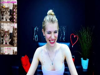 Live sex webcam photo for LiliManchest #251933898