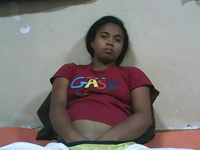 Live sex webcam photo for Malinciehot #243774603