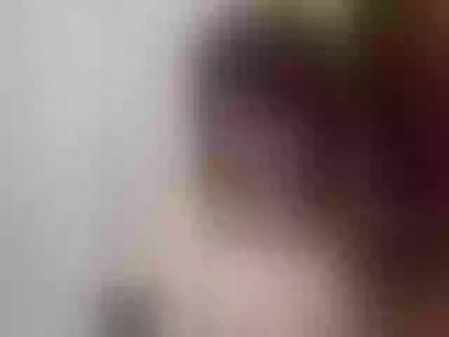 Live sex webcam photo for LesyaSweet #263390213