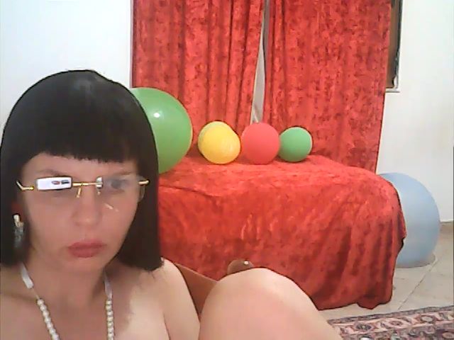 Live sex webcam photo for araartist #255760904