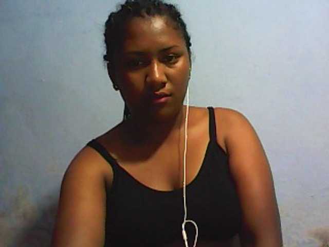 Live sex webcam photo for mybigass15 #241047282