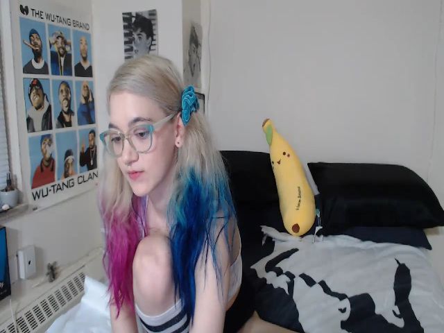 Live sex webcam photo for AnnaTame #258391642