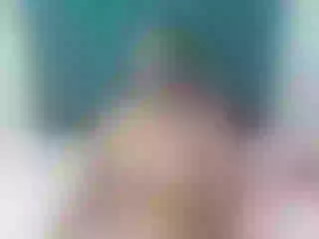 Live sex webcam photo for lilyhung50 #246589390