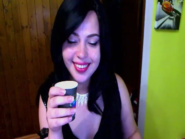 Live sex webcam photo for RoraLove #260681910