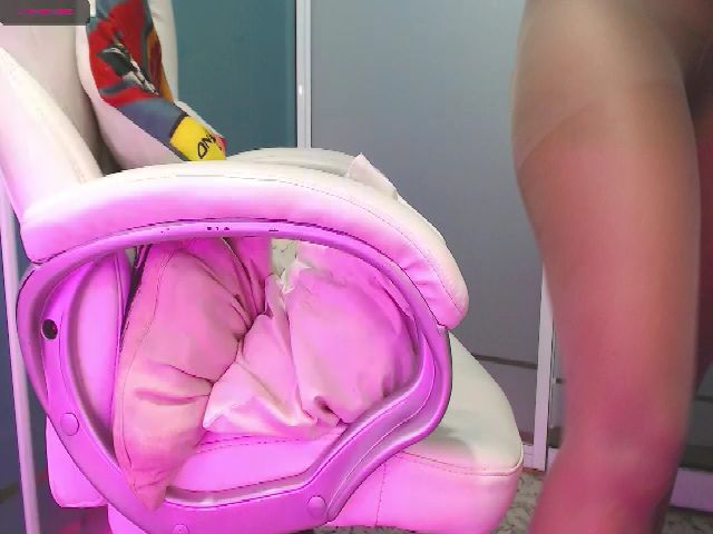 Live sex webcam photo for Liz_scarlett_ #262254619