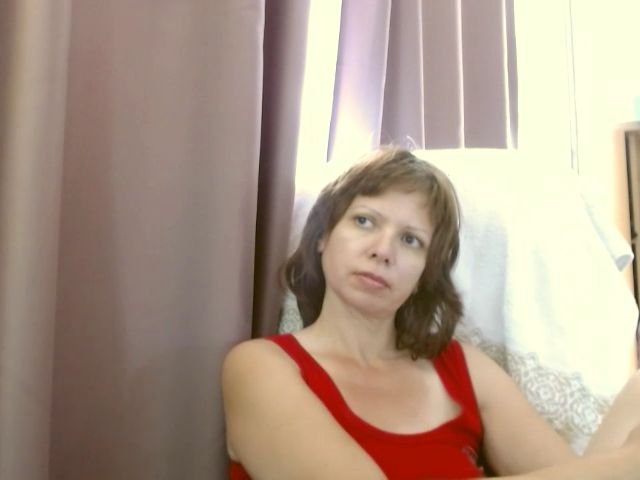 Live sex webcam photo for PrettyHairyxx #254123196