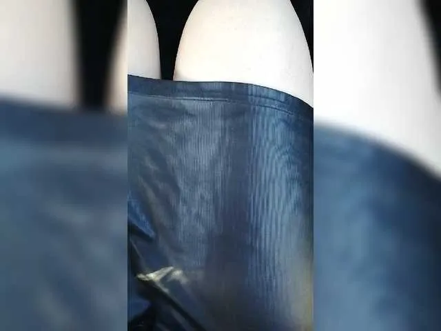 Live sex webcam photo for Princess888 #248215235