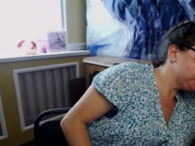 Live sex webcam photo for MonLais #264289634