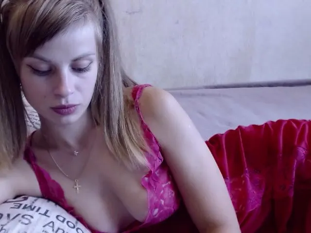 Live sex webcam photo for AndreaBlondy #258129158