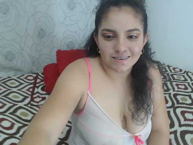 Live sex webcam photo for BonnieSex #240886787