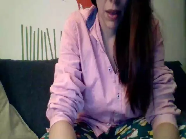 Live sex webcam photo for FoxMoony #252909980