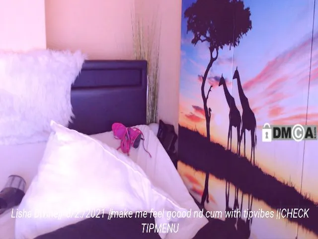 Live sex webcam photo for LishaDivine #263285985