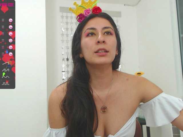 Live sex webcam photo for hannacamgirl #241265215