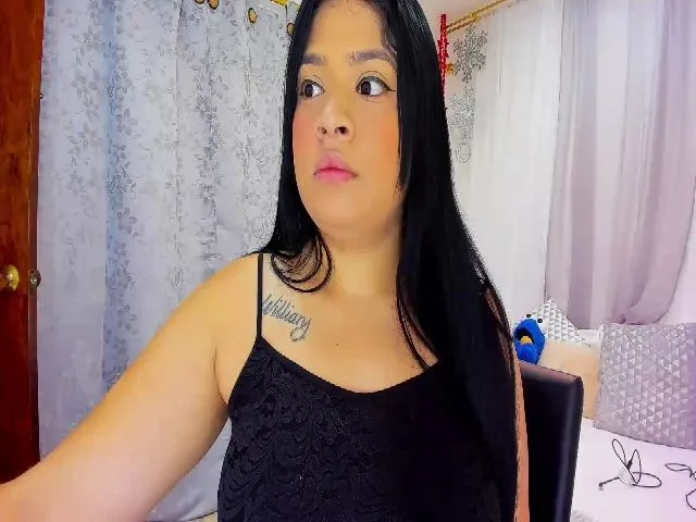 Live sex webcam photo for Emilly_harper #256275404