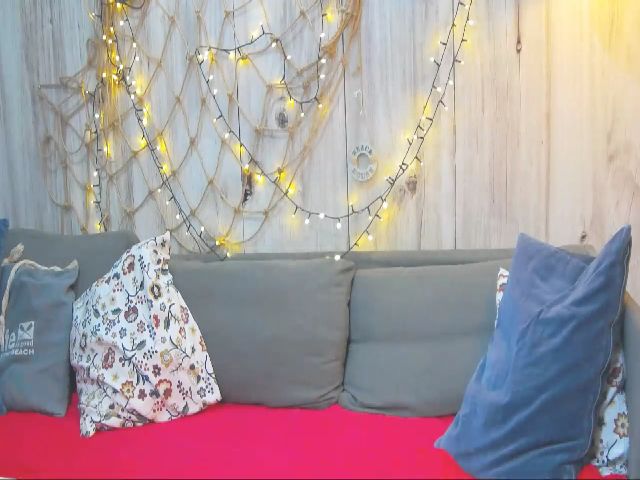 Live sex webcam photo for CurlyVibe #256537759