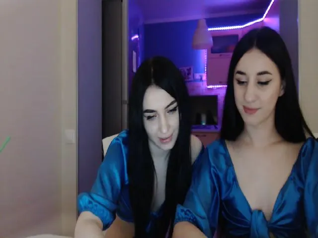 Live sex webcam photo for ElizaMars #255200766