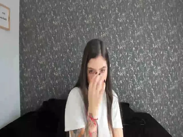 Live sex webcam photo for camile_ #254905624