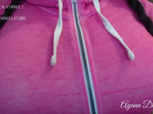 Live sex webcam photo for AyanaXOXO #241019699