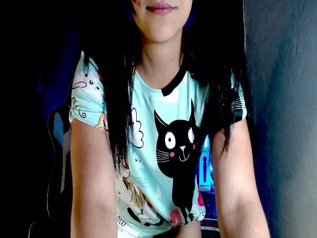 Live sex webcam photo for Vanessax10 #255810483