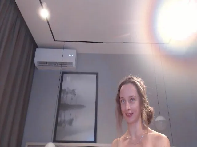 Live sex webcam photo for Innocent_Miss #252632375