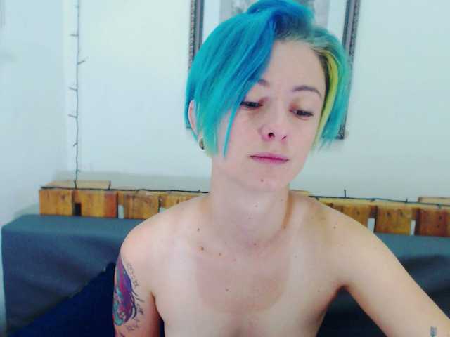 Live sex webcam photo for RedFury1 #245428421