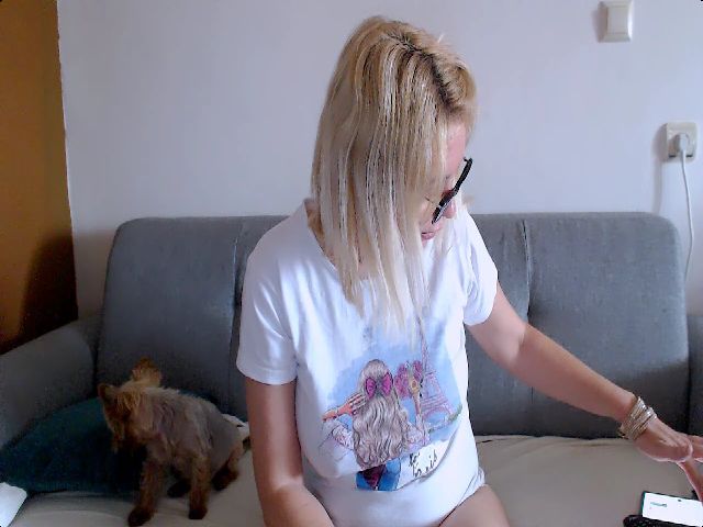 Live sex webcam photo for Stephycute #257493131