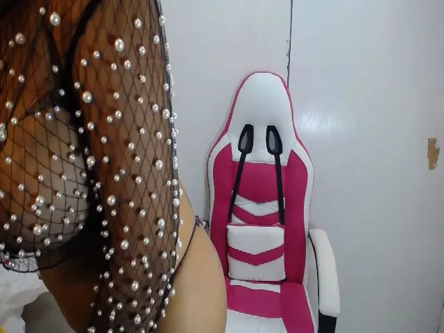 Live sex webcam photo for Adrybershel #252950644