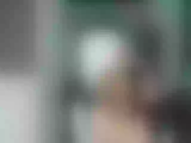 Live sex webcam photo for AiriKim #253999245