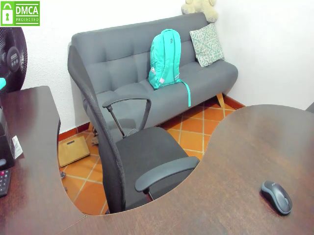 Live sex webcam photo for Evelyn__lee #256076250