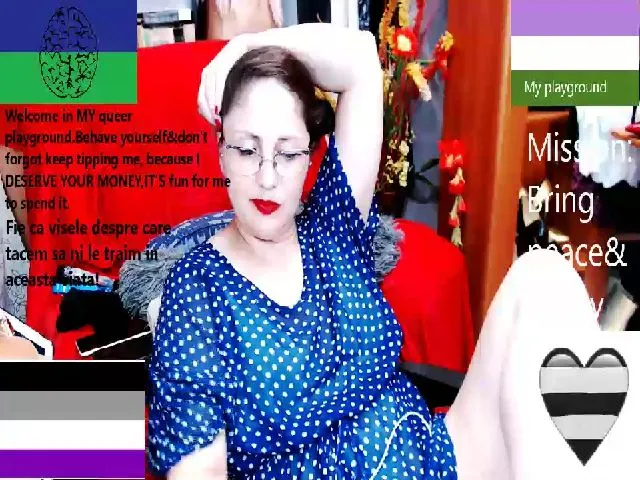 Live sex webcam photo for ImperatrizaS #262445419