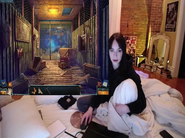 Live sex webcam photo for AlexIvy #260446046