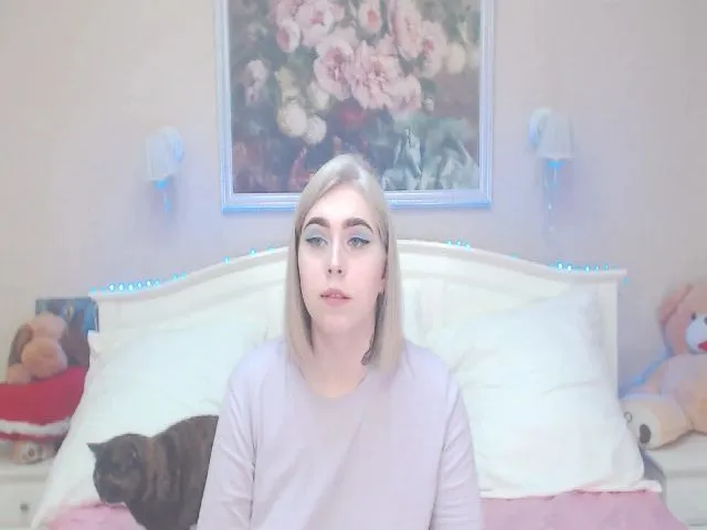 Live sex webcam photo for AmaliaDiva #265293577