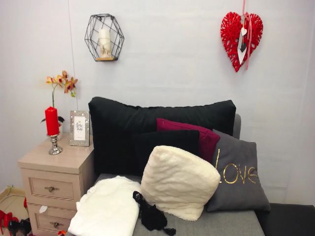 Live sex webcam photo for LaylaFantasy #255335643