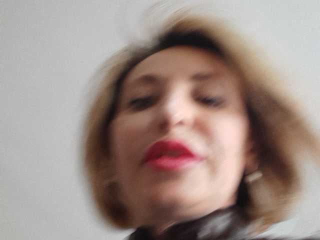 Live sex webcam photo for EditaMilf #241422571