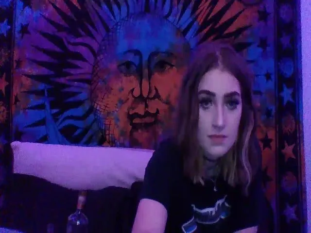 Live sex webcam photo for Virctoriavain #264715372